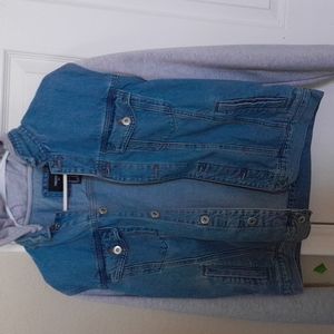 COPY - Buttoned Jean jacket